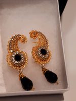 Golden Carrie design jewelry set