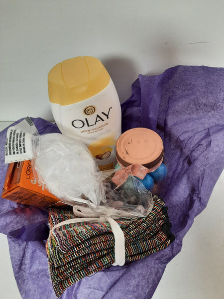 Gift basket of personal care items for casual gifting
