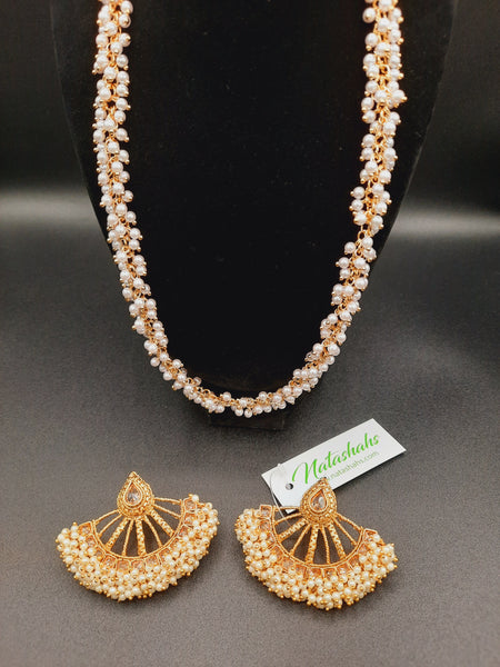 Golden half crysanthemum sape earrings with heavy beads necklace
